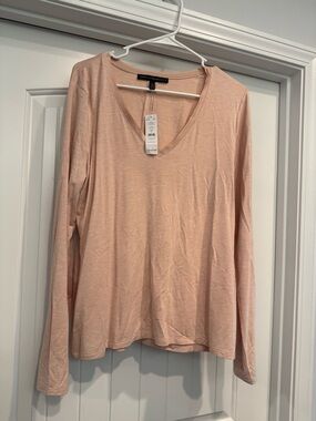 White House Black Market Dusty Pink V-Neck Long Sleeve Top